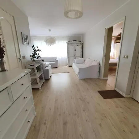 Pae Kuelaliskorter Kärdla Exteriör bild